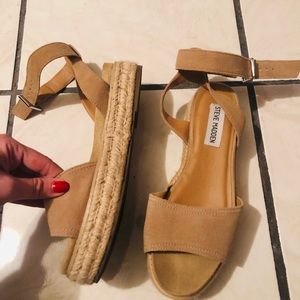 Beige Steve Madden platform sandals